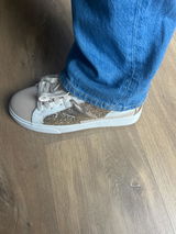 Anonyme review photo