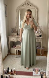 Manon review photo
