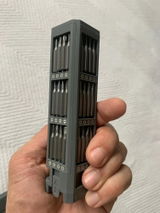 Miguel Vargas review photo