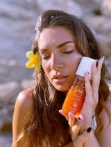 Kyra review photo