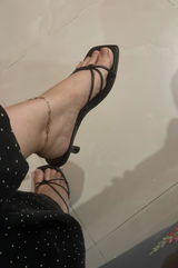 Leenah Adil, review photo
