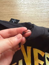 h*****h review photo