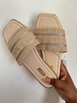 Thembi Futhuse review photo