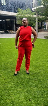 Dineo More review photo