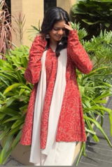 Insha Noufal review photo