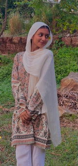 Fiza Parveen review photo