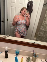 T**n review photo
