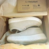 M T. review photo