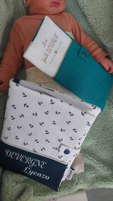 C.D. review photo