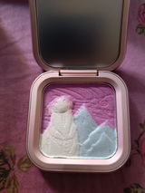 Aura Carpenter review photo