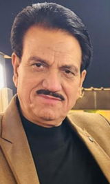 Kuldeep Mehta review photo