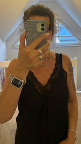 Anja review photo