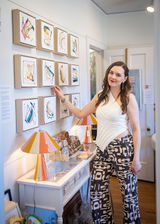 Lizzie Selle review photo