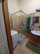 Edina review photo