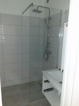 Ivett review photo