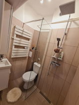 Edina review photo