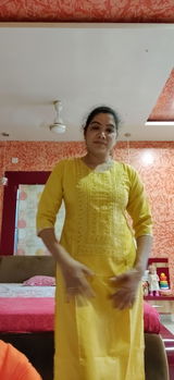 Sandhya Khare review photo