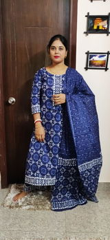 Pooja kumari review photo