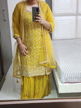 Divya Jain review photo
