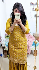 Vartika Singh review photo