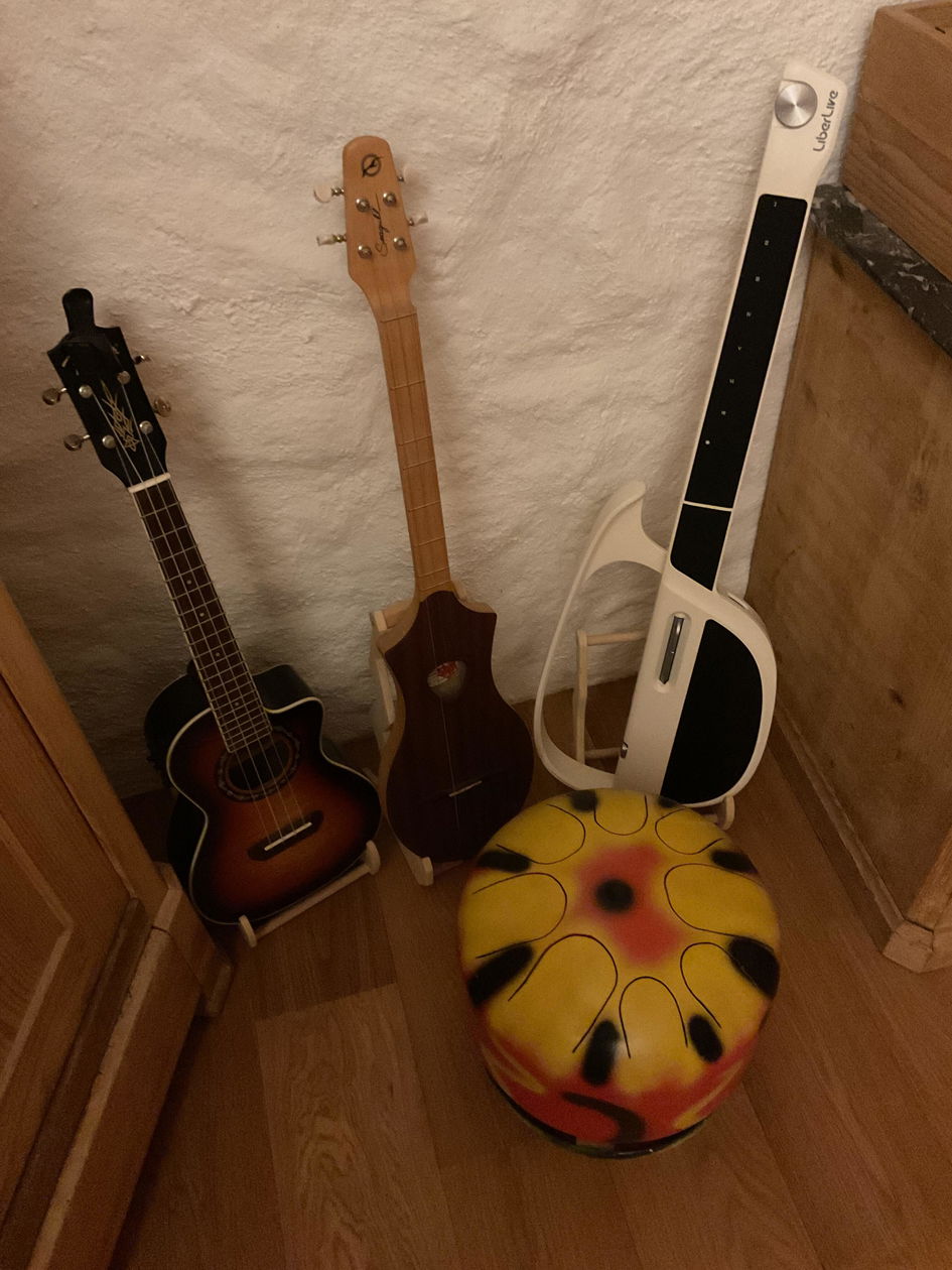 LiberLive C1 Combo | Stringless Smart Guitar Set