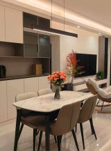 Debby Bulwer review photo