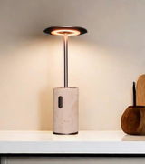 Daphne Hutt review photo