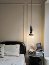 Alva Price review photo