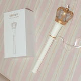 A.L. review photo