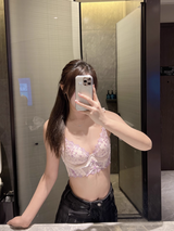 マ. review photo