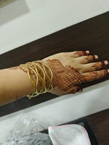 Himanshi Jani review photo