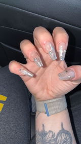 Liliana Nail's