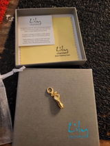 Delphine review photo