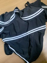 N. review photo