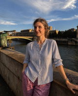 Joanna Sinclair. review photo