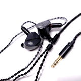 MINSIC Y. review photo