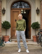 Holly review photo