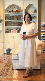 Lakshmi K Ravi review photo