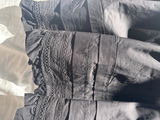 H review photo