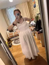 Mel Loren review photo