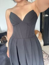 Lara Downs review photo