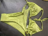 Amna Vang review photo
