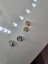M.J review photo