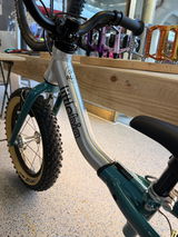 ALL IN Davos Bike shop. review photo