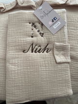 Farah review photo