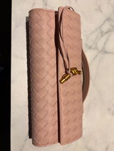 Liliana review photo