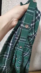 F. review photo