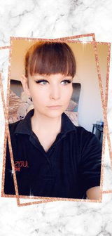 naomi q. review photo