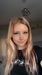 Ariane review photo