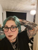 Holly review photo